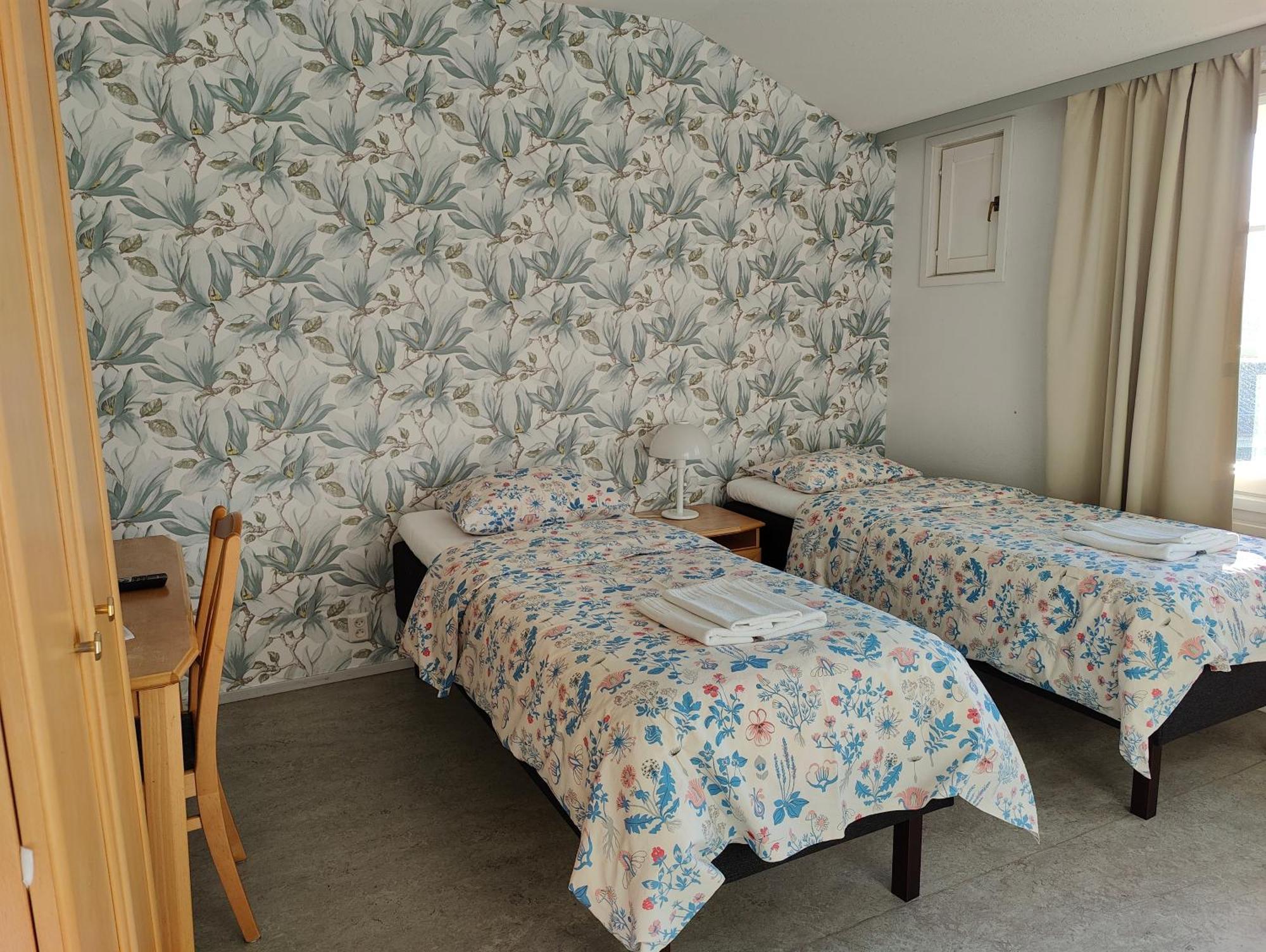 Hotelli Kaustinen ภายนอก รูปภาพ